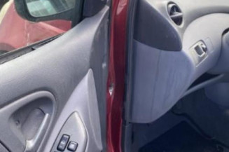 Feu arriere principal droit (feux) TOYOTA YARIS 1