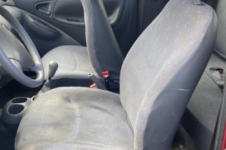 Feu arriere principal droit (feux) TOYOTA YARIS 1