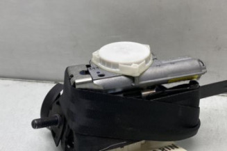 Pretensionneur de ceinture avant gauche FORD FIESTA 6