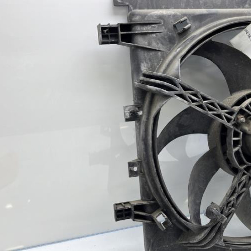 Moto ventilateur radiateur FIAT GRANDE PUNTO Photo n°4