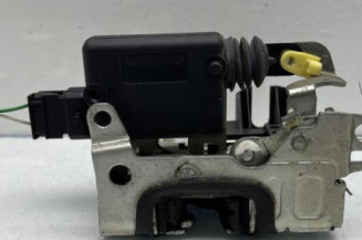 Serrure avant droit DACIA DUSTER 1
