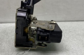 Serrure avant droit DACIA SANDERO 1