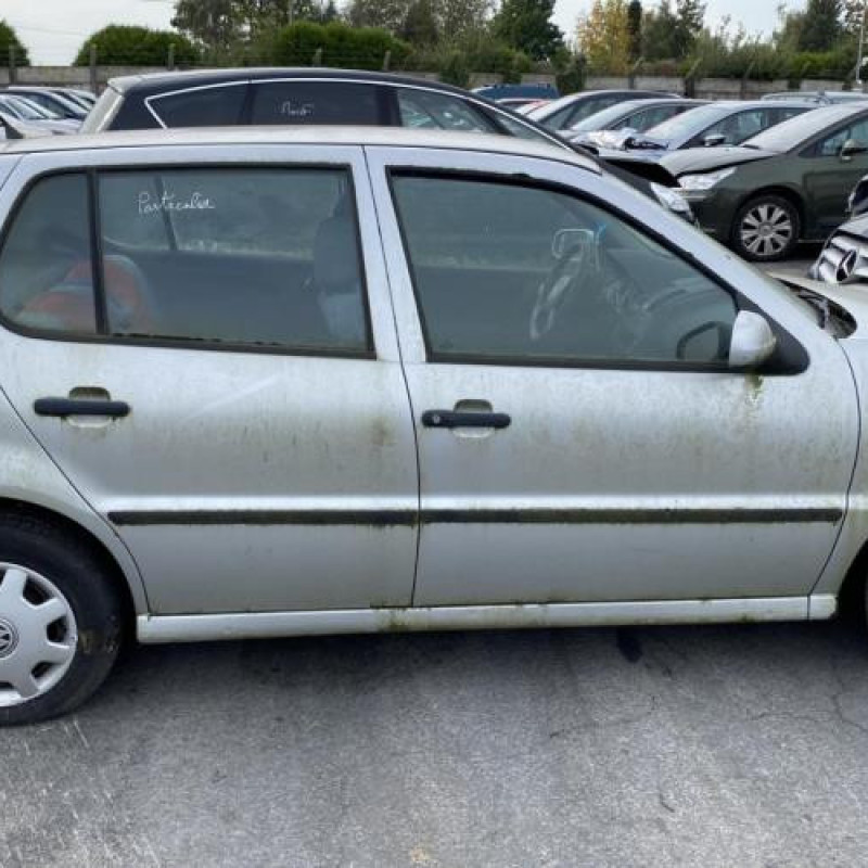 Serrure arriere droit VOLKSWAGEN POLO 3 Photo n°10