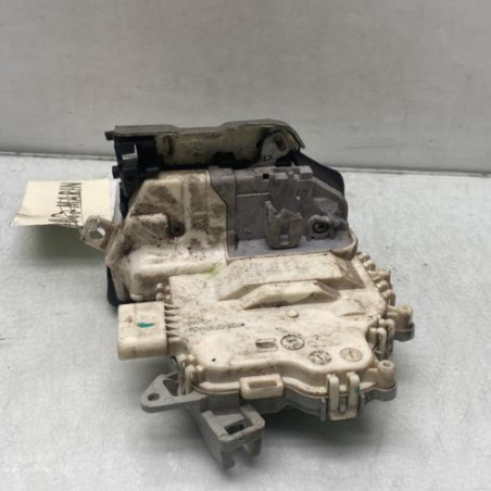 Serrure arriere droit AUDI A4 3