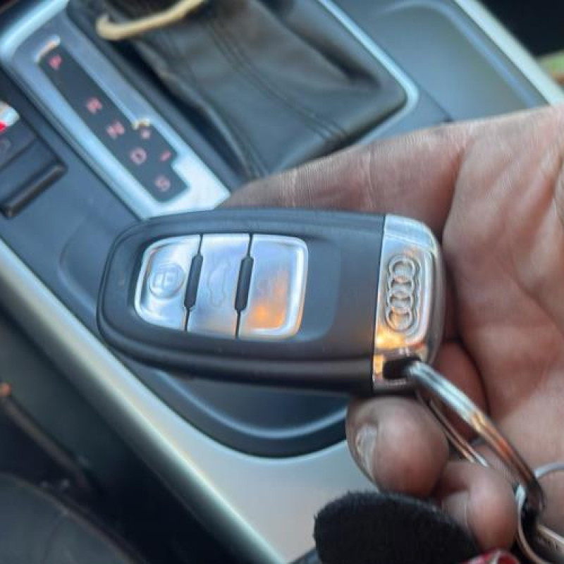 Serrure arriere droit AUDI A4 3 Photo n°16