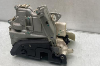 Serrure arriere gauche AUDI A4 3