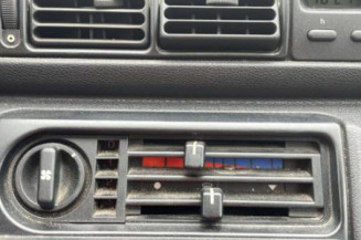Serrure avant droit FORD FIESTA 3
