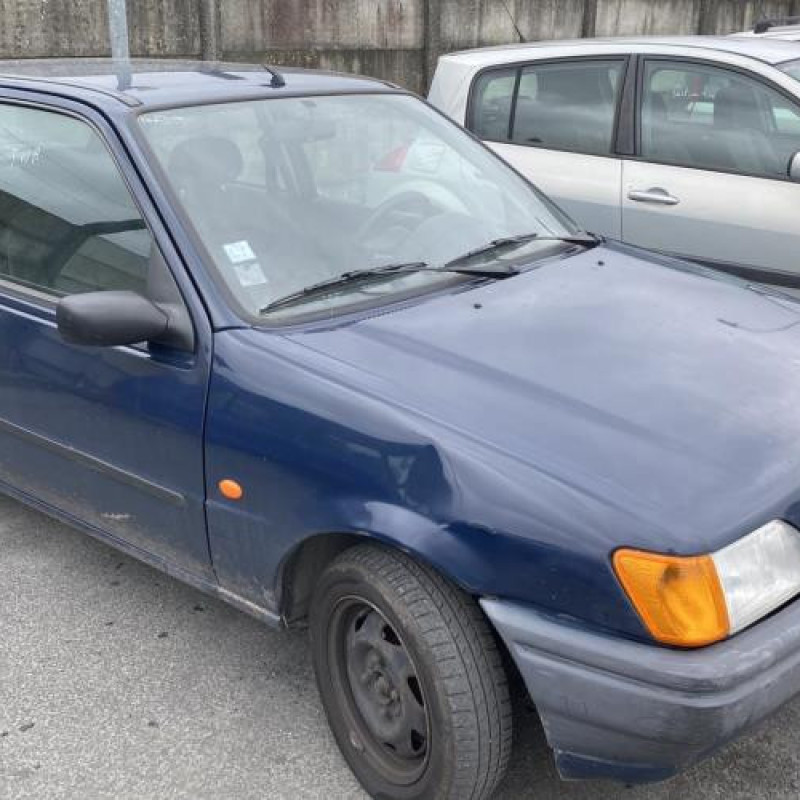 Serrure avant droit FORD FIESTA 3 Photo n°16
