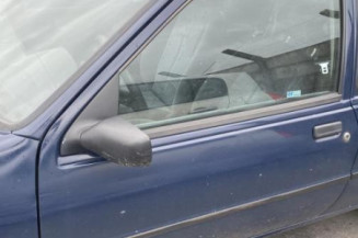 Serrure avant droit FORD FIESTA 3