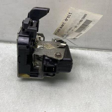 Serrure avant droit DACIA SANDERO 1