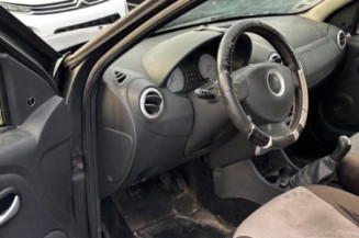 Serrure avant droit DACIA SANDERO 1