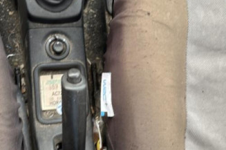 Serrure avant droit DACIA SANDERO 1