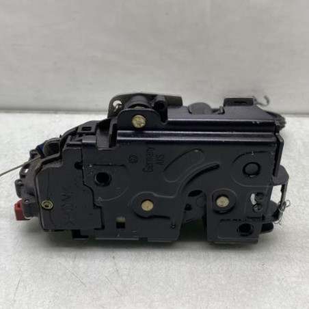 Serrure arriere droit VOLKSWAGEN GOLF 5 Photo n°1