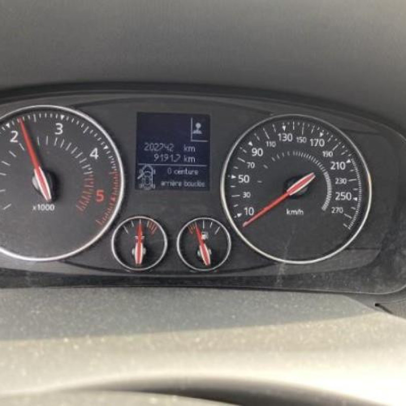 Pretensionneur de ceinture avant droit RENAULT LAGUNA 3 Photo n°19