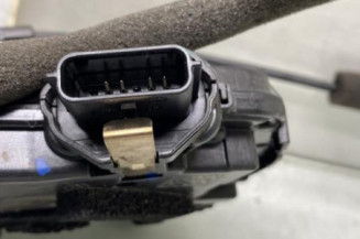Serrure arriere droit RENAULT CAPTUR 1