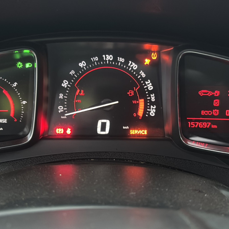 DS DS5 PHASE 2 2.0 BLUE HDI - 16V TURBO Photo n°20