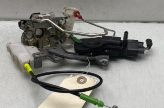 Serrure avant gauche PEUGEOT 107