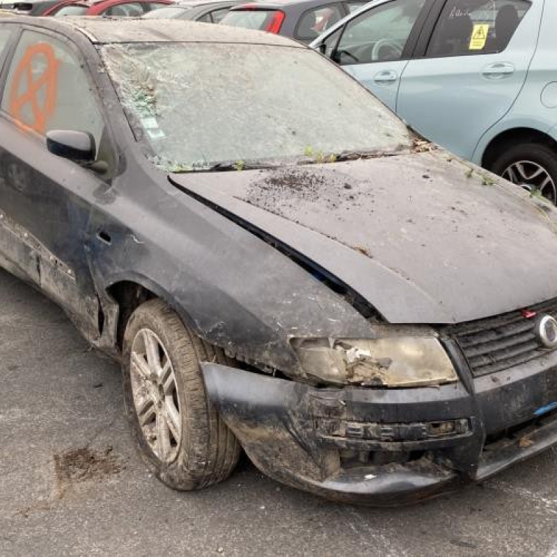 Serrure avant gauche FIAT STILO Photo n°8