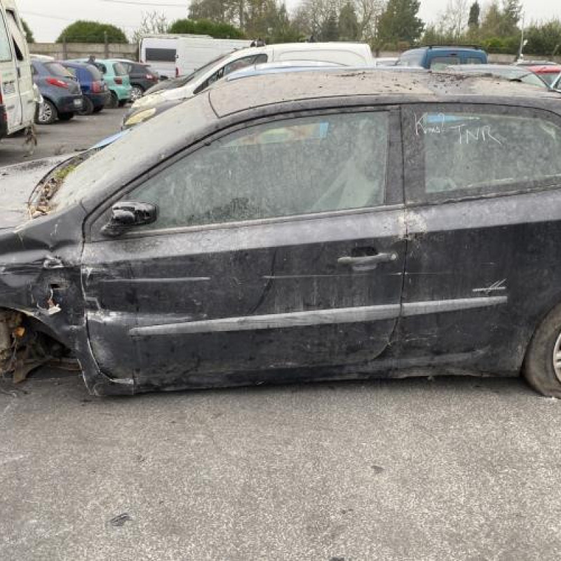 Serrure avant gauche FIAT STILO Photo n°13