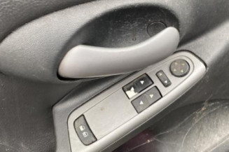 Serrure avant gauche FIAT STILO