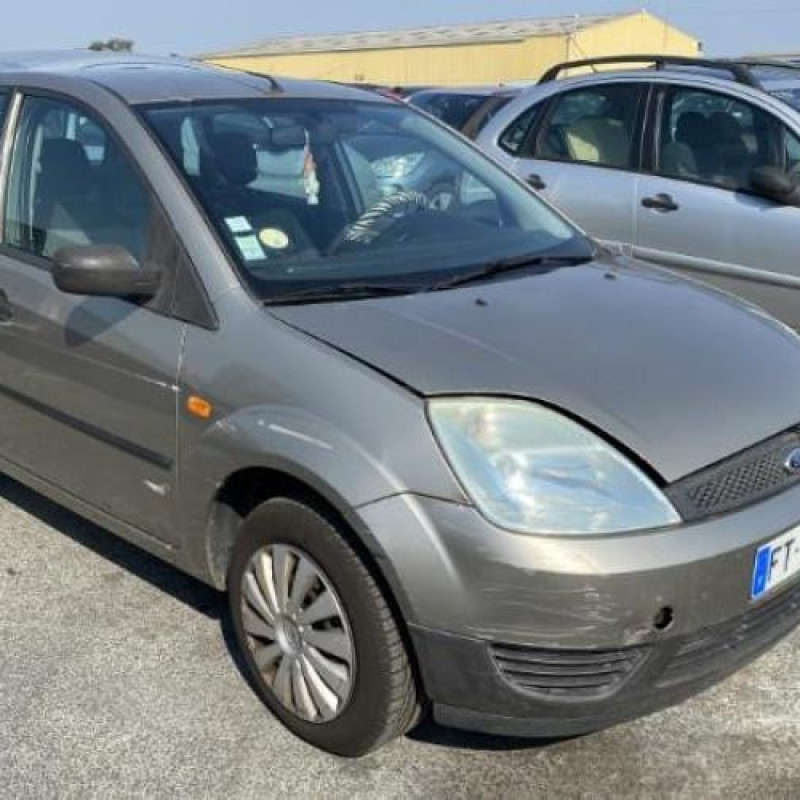Serrure avant gauche FORD FIESTA 5 Photo n°6