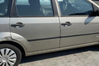 Serrure avant gauche FORD FIESTA 5