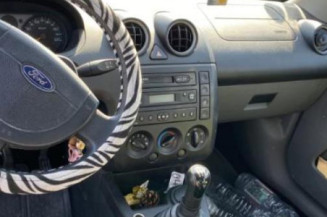 Serrure avant gauche FORD FIESTA 5