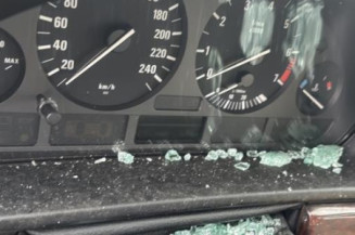 Serrure avant gauche BMW SERIE 5 E39