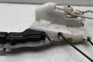Serrure avant droit SUZUKI ALTO 3