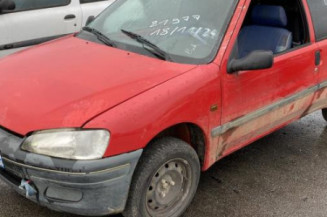 Feu arriere principal droit (feux) PEUGEOT 106 Photo n°1