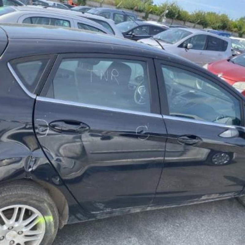 Boite a gants FORD FIESTA 6 Photo n°9