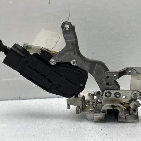 Serrure avant droit PEUGEOT 107