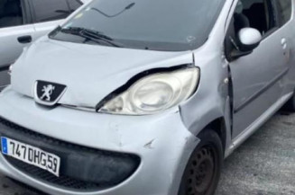 Serrure avant droit PEUGEOT 107