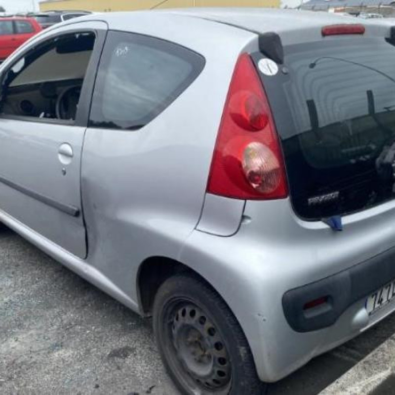 Serrure avant droit PEUGEOT 107 Photo n°9