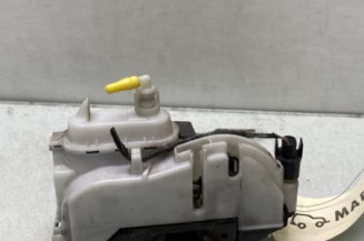 Serrure avant droit VOLKSWAGEN POLO 3