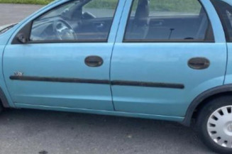 Serrure avant gauche OPEL CORSA C