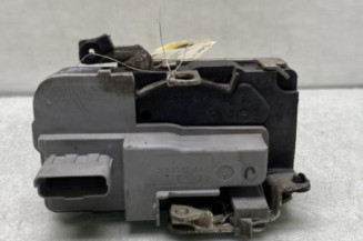 Serrure avant gauche PEUGEOT 206+