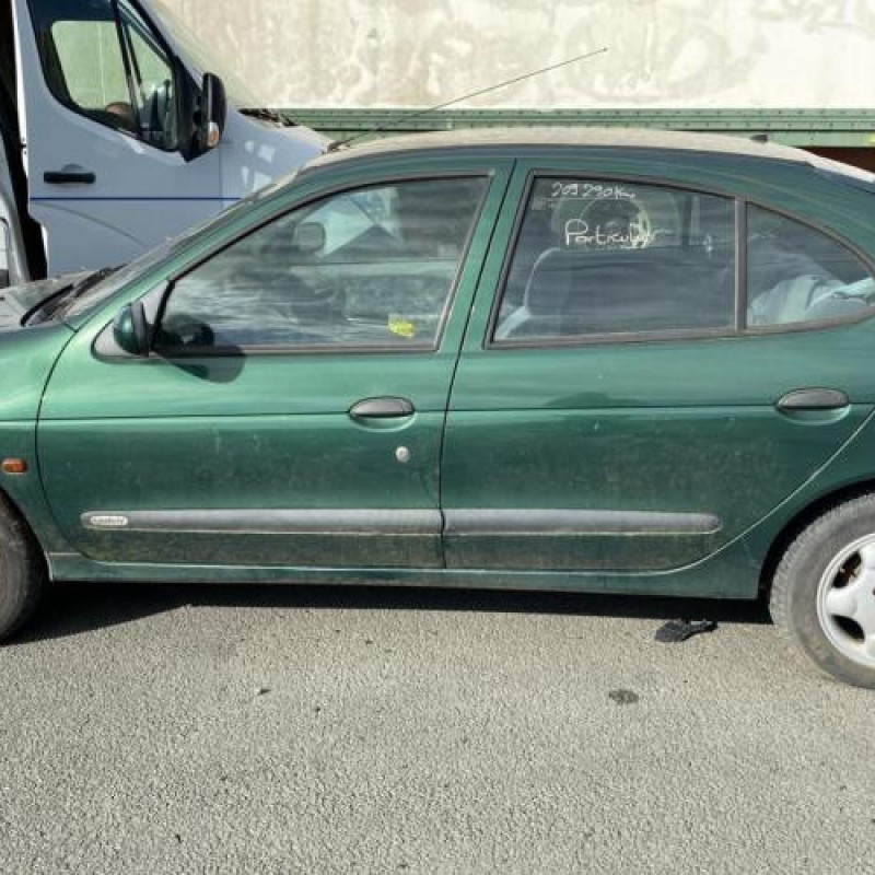 Serrure avant droit RENAULT MEGANE 1 Photo n°10
