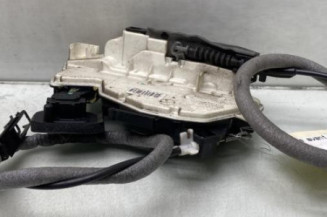 Serrure avant gauche VOLKSWAGEN POLO 5
