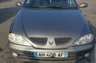 Serrure avant gauche RENAULT MEGANE 1