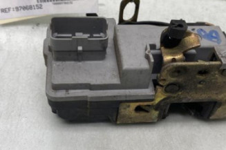 Serrure avant gauche PEUGEOT 206