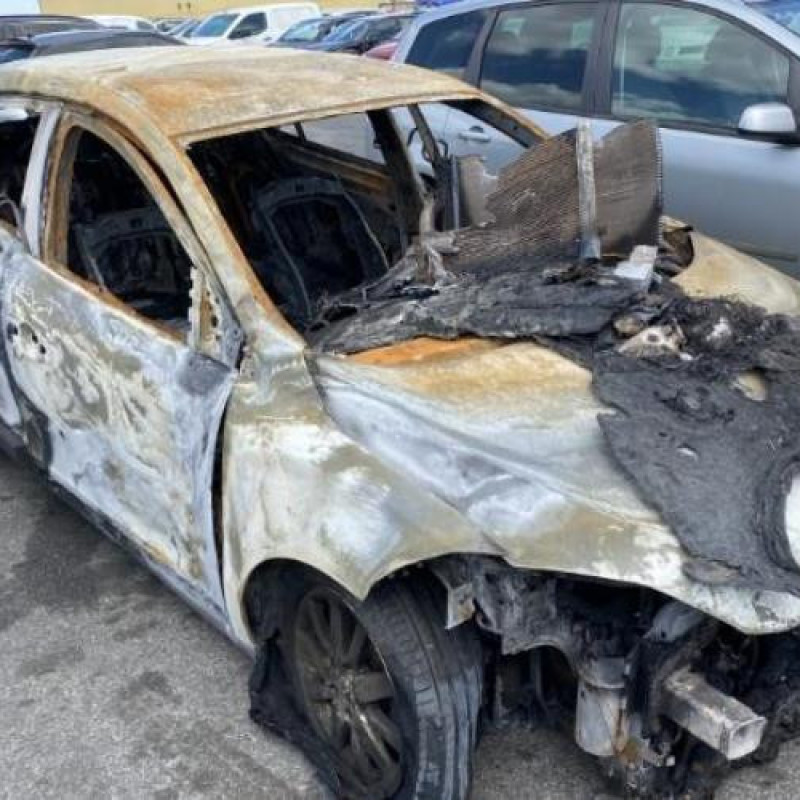 Etrier arriere droit (freinage) RENAULT MEGANE 3 Photo n°8