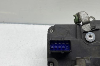 Serrure avant gauche OPEL CORSA C