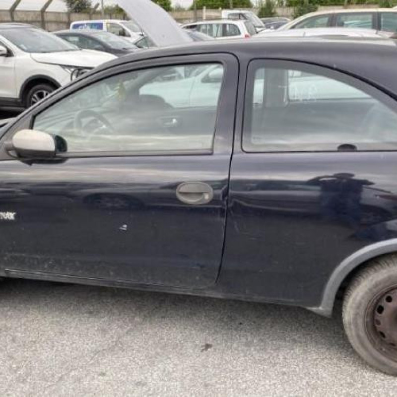 Serrure avant gauche OPEL CORSA C Photo n°11