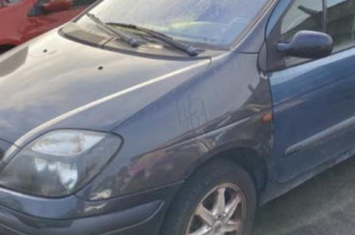 Serrure avant droit RENAULT SCENIC 1
