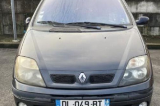 Serrure avant droit RENAULT SCENIC 1