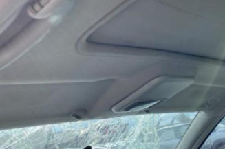 Serrure avant droit VOLKSWAGEN POLO 3