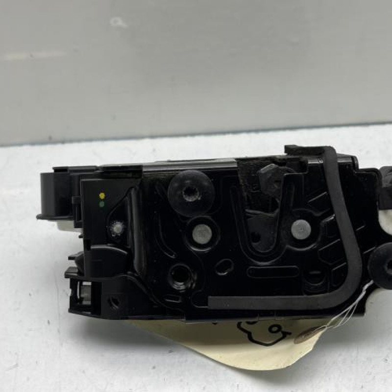 Serrure avant droit VOLKSWAGEN UP Photo n°6