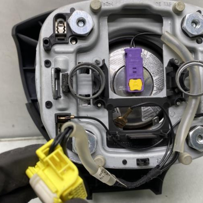 Air bag conducteur VOLKSWAGEN GOLF 5 Photo n°3