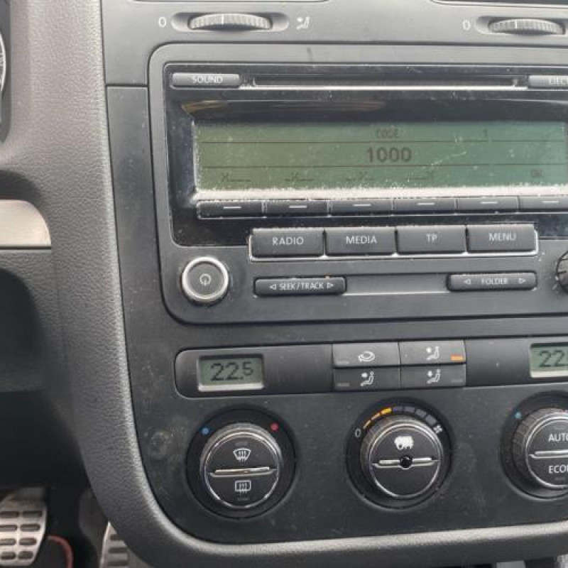 Air bag conducteur VOLKSWAGEN GOLF 5 Photo n°19